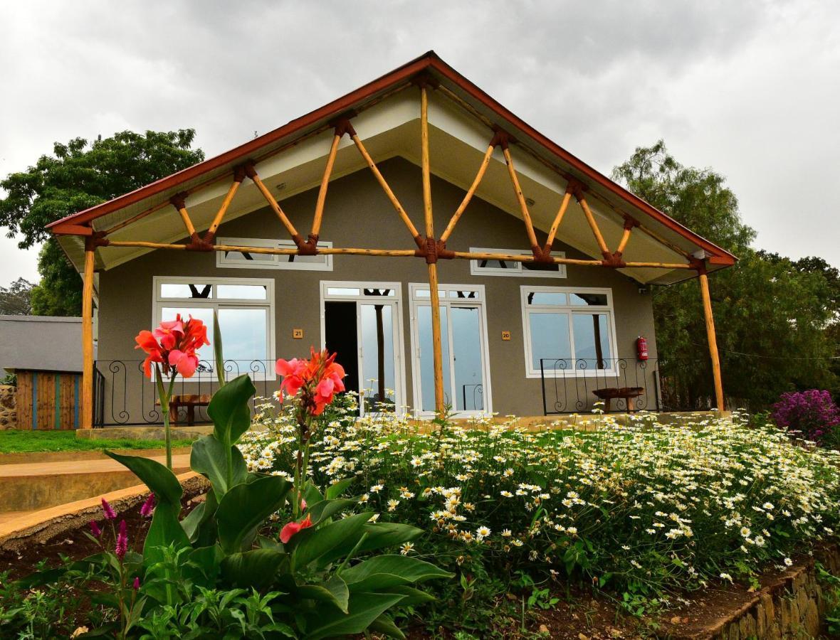 Boulevard Inn Mt Meru Аруша Экстерьер фото